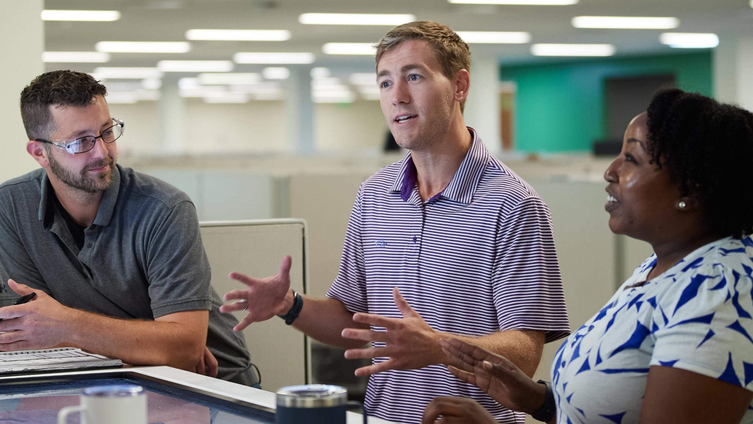 ge-healthcare-employee-collaboration-office