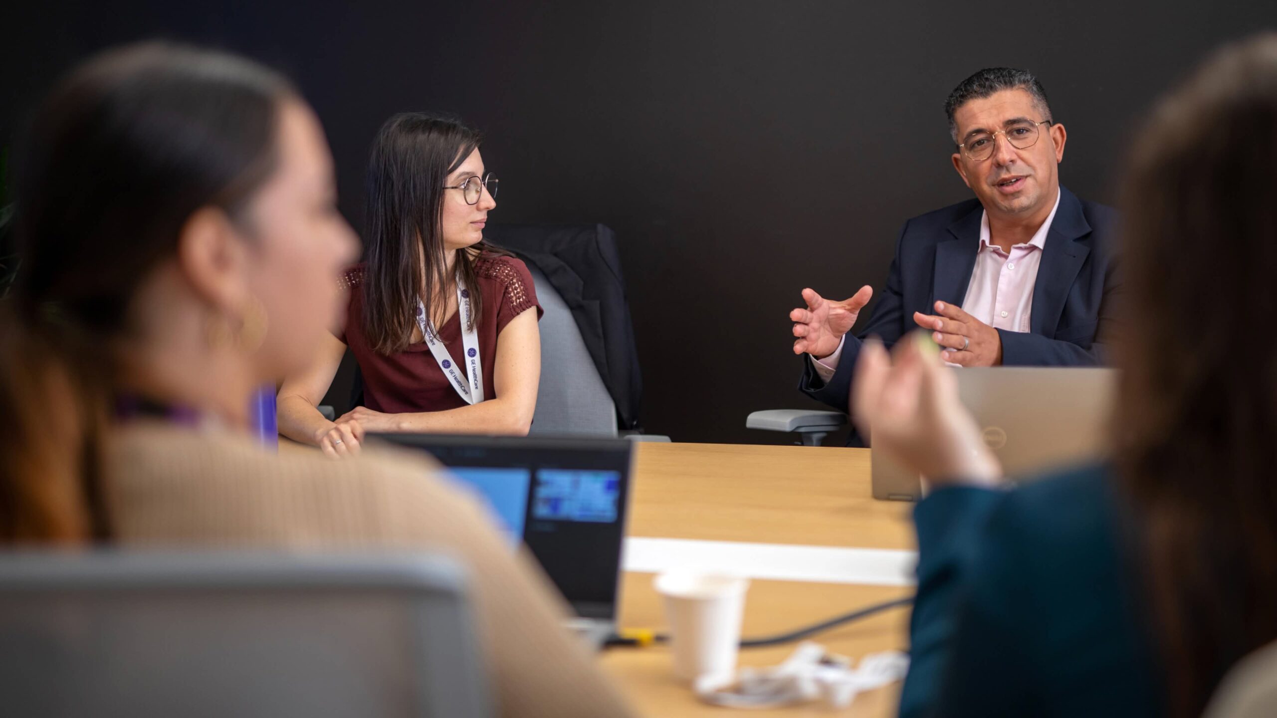 ge-healthcare-office-team-collaboration-office